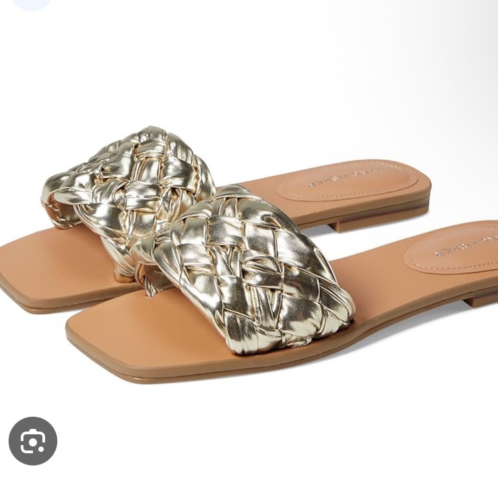 Marc Fisher Caspian woven sandal in metallic
